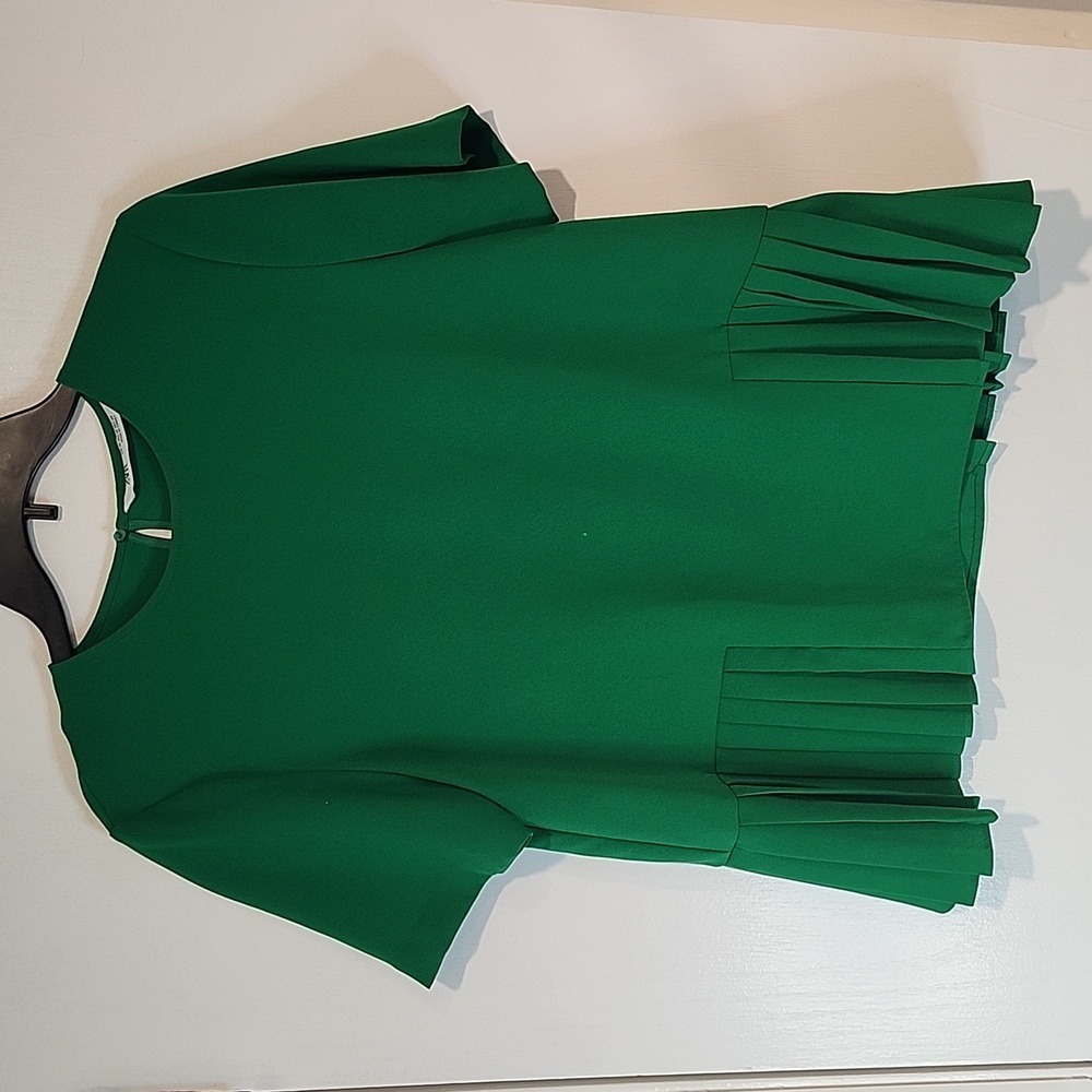 MEDIUM Zara Green Shirt